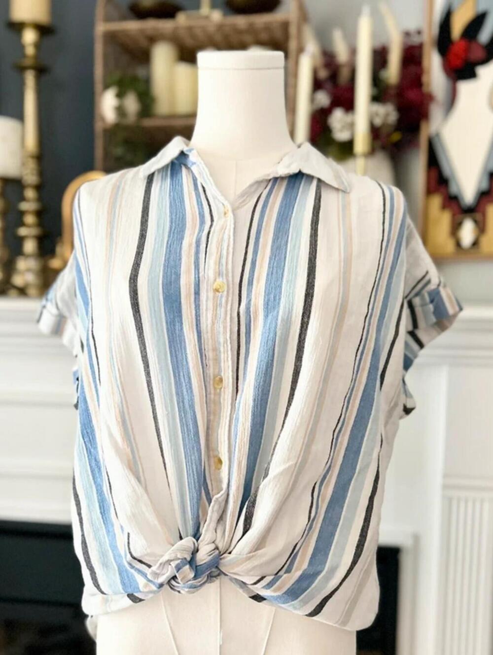 New Directions Button Up Blue Blouse Women’s Size Small